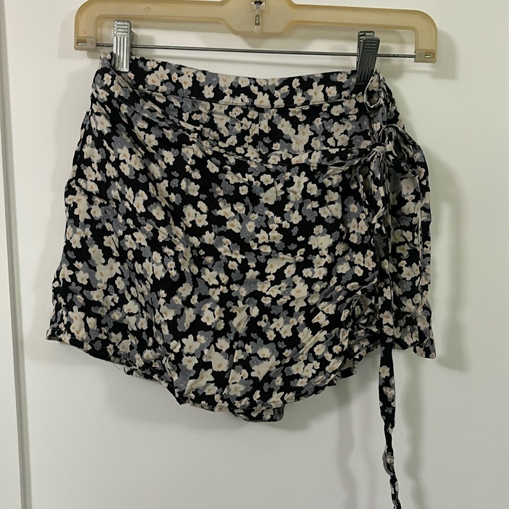 Billabong Tie Front Skort